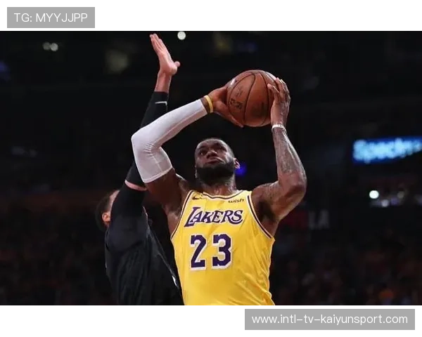 湖人医务组透明度争议，球迷要求更公开的伤情通报